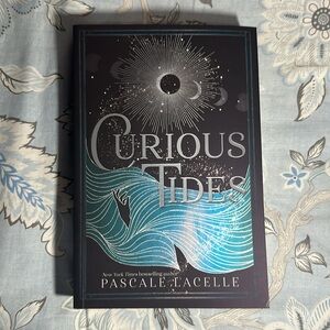 ✨3/$20 Books || Curious Tides - Pascale Lacelle, Paperback